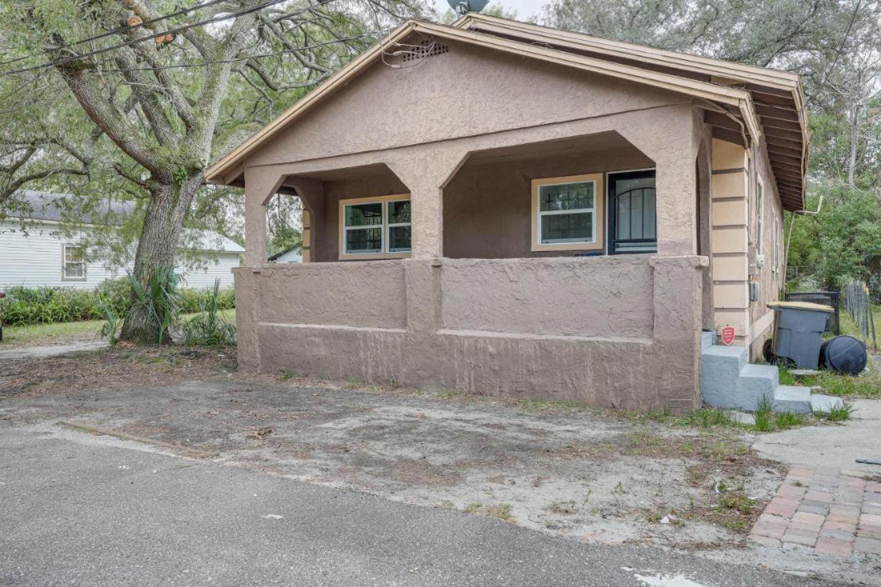 Large, Central, Lovely & Cozy 4Bed/2Bath - House By Everbank Stadium Jacksonville Exterior photo